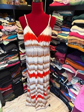 #430. New York & Company Striped Maxi dress. Xl